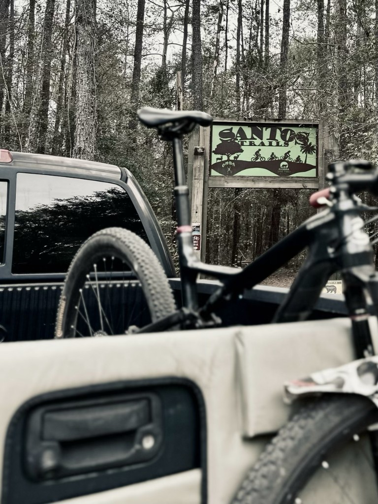 Solo ride ready at the trailhead